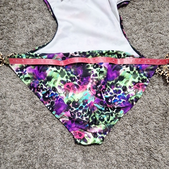 OP Swim One Piece - Multicolor Animal Print-Cutout-XL - Picture 8 of 10